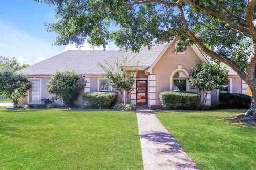 1261 Fox Trace Dr, Cordova, TN, 38016-5757 | Card Image
