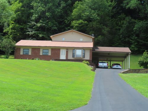 606 Rawcel St, Morehead, KY, 40351-1052 | Card Image