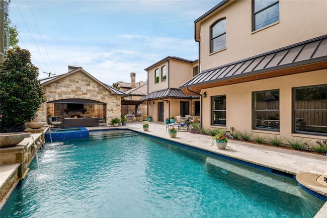 6511 Mimosa Ln, House other with 5 bedrooms, 6 bathrooms and null parking in Dallas TX | Image 24