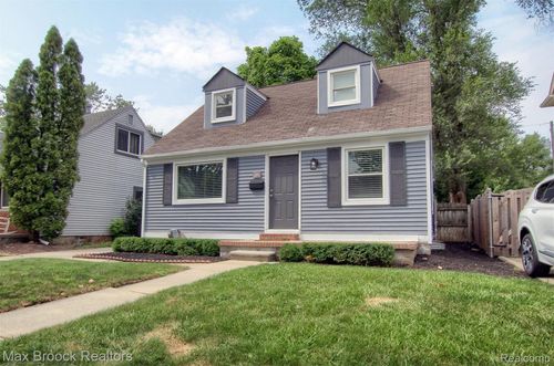 1901 Haynes St, Birmingham, MI, 48009-6880 | Card Image