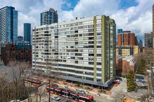 213-214-120 Carlton St, Toronto, ON, M5A4K2 | Card Image