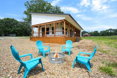 33 Appleseed Circle, Broken Bow, OK, 74728 | Card Image