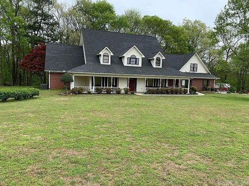 8 Fair Beauty Ave, Nashville, AR, 71852-8451 | Card Image