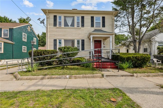 41 Higgins Ave, Home with 4 bedrooms, 3 bathrooms and 5 parking in Providence RI | Image 4