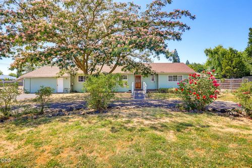 1265 Corona Ave, Medford, OR, 97504-5205 | Card Image