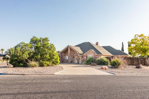 6034 Devonshire Ln, San Angelo, TX, 76901-5328 | Card Image