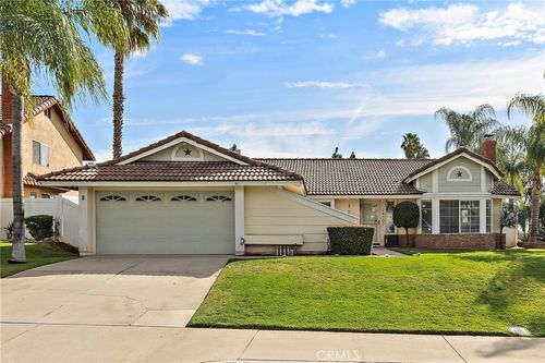 24207 Old Country Rd, Moreno Valley, CA, 92557-4006 | Card Image