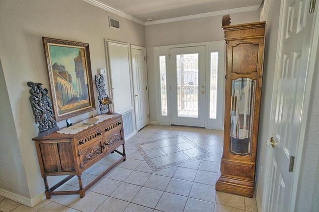 Entrance to the 2nd Floor and Living area | Image 11