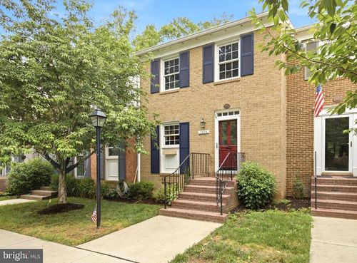 7674 Tiverton Dr, SPRINGFIELD, VA, 22152-2018 | Card Image