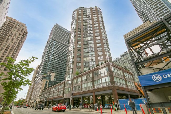 1109 - 24 Wellesley St W, Condo with 1 bedrooms, 1 bathrooms and null parking in Toronto ON | Image 1