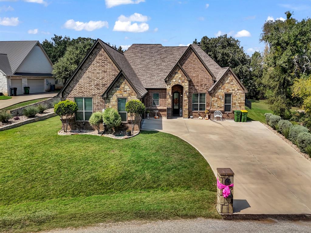 Stoney Creek Ct, Granbury, TX 76049