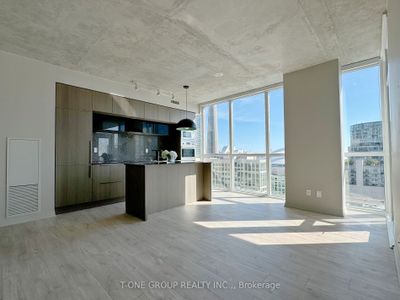 2006 - 88 Blue Jays Way, Condo with 1 bedrooms, 1 bathrooms and 1 parking in Toronto ON | Image 2