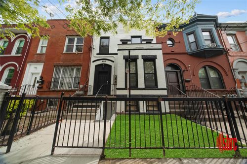 405 Miller Ave, Brooklyn, NY, 11207-4305 | Card Image