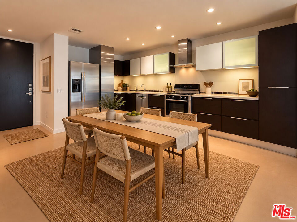 Residential Lease in Los Angeles 5