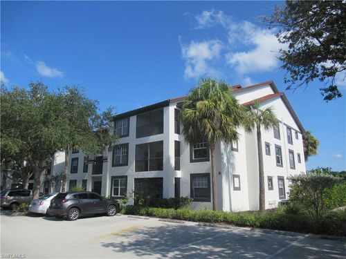 124-7905 Preserve Cir, NAPLES, FL, 34119-6706 | Card Image