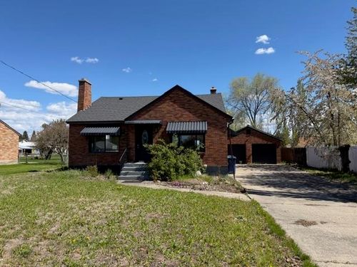 224 N Locust Rd, Spokane Valley, WA, 99206-6815 | Card Image