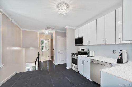 2-192 Ashford Ave, Dobbs Ferry, NY, 10522-1907 | Card Image