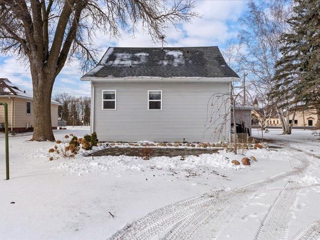 325 S Main St, House other with 3 bedrooms, 2 bathrooms and null parking in Upsala MN | Image 5