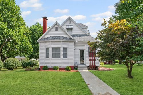 310 N Bourne St, Tolono, IL, 61880-8335 | Card Image