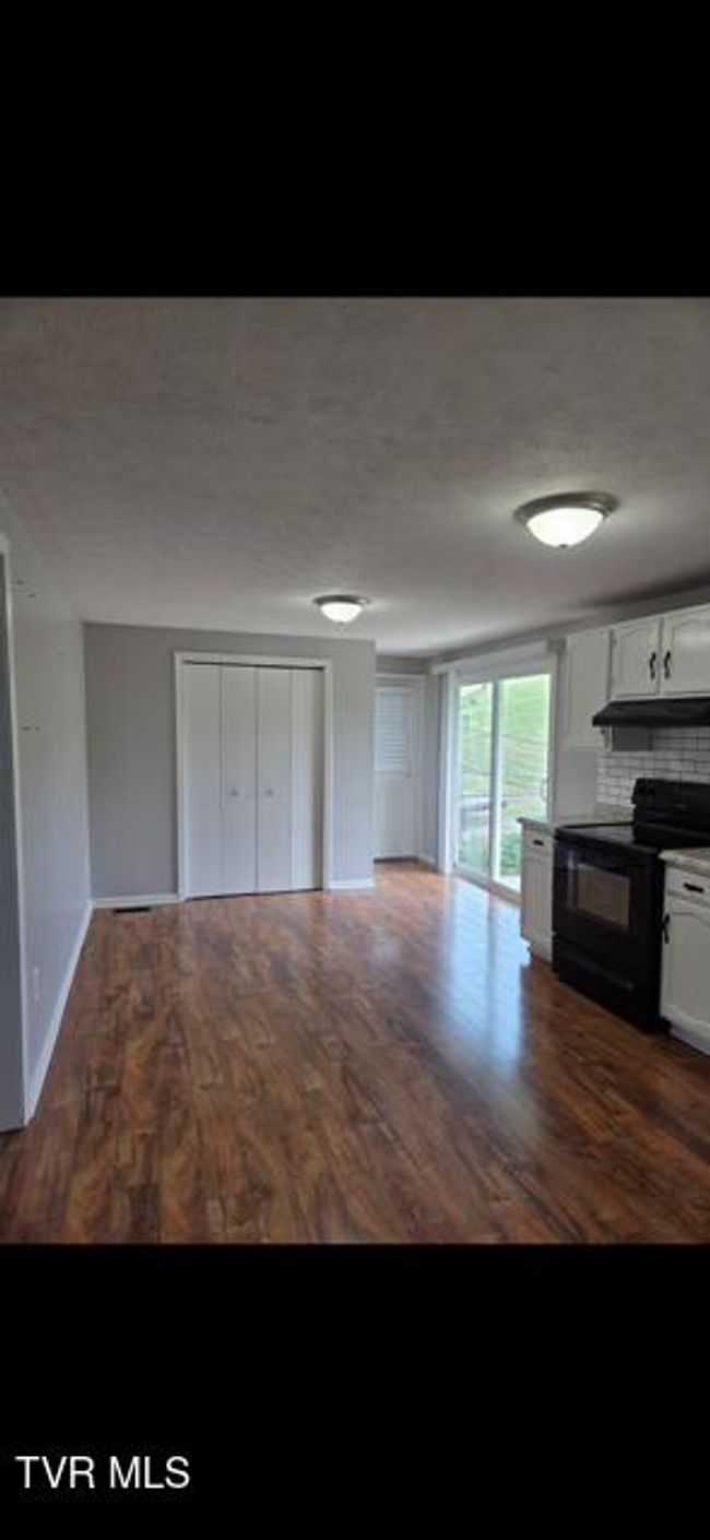 15266 Spring Valley Rd, House other with 3 bedrooms, 1 bathrooms and null parking in Abingdon VA | Image 17