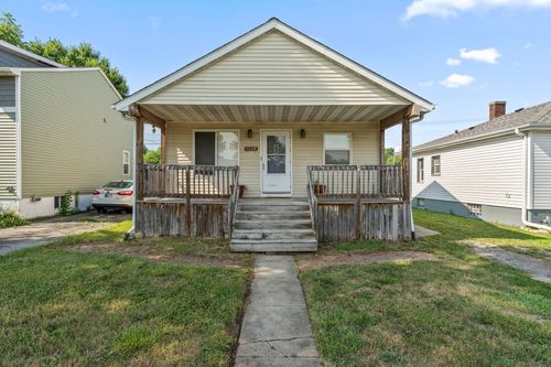 1220 W 37th Pl, Hobart, IN, 46342-2017 | Card Image