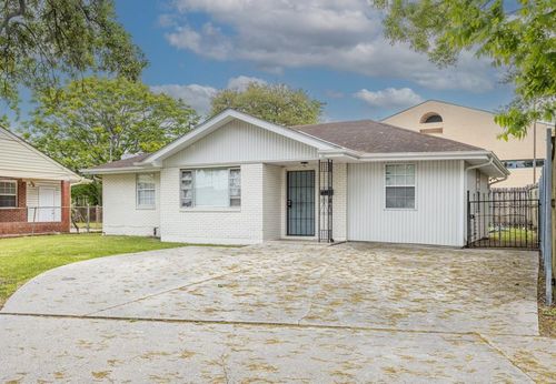 3149 Saint Bernard Ave, New Orleans, LA, 70119-1916 | Card Image