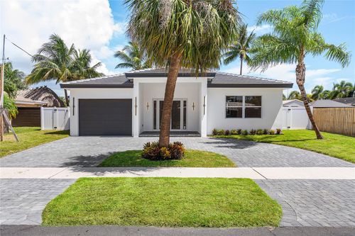 171 Se 4th Ct, Pompano Beach, FL, 33060-8010 | Card Image