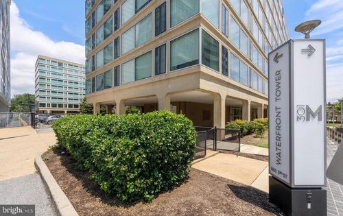 apt-114-1101 3rd St Sw, WASHINGTON, DC, 20024-4422 | Card Image