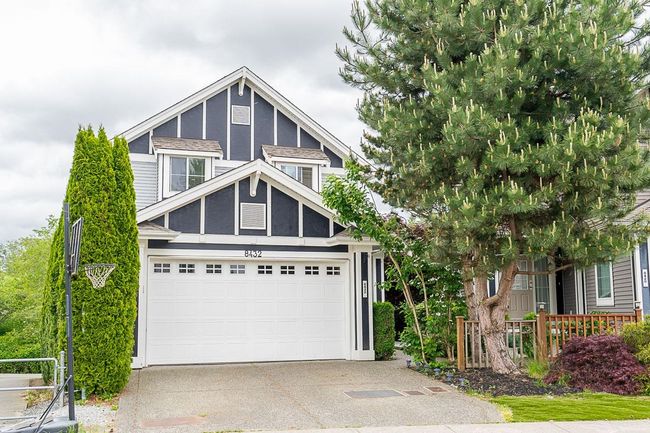 8432 209 Street, House other with 4 bedrooms, 3 bathrooms and 4 parking in Langley BC | Image 2