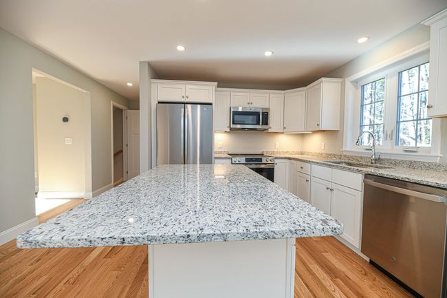 4 Delphi Way, Condo with 2 bedrooms, 2 bathrooms and null parking in Londonderry NH | Image 27