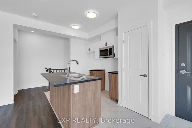 825 Silhouette N/A, Condo with 2 bedrooms, 3 bathrooms and 1 parking in Barrhaven ON | Image 5