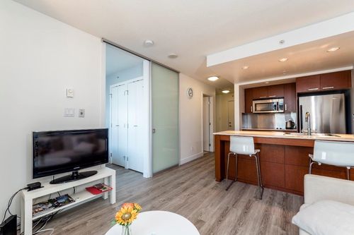 1704-1255 Seymour St, Vancouver, BC, V6B0H1 | Card Image