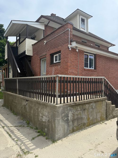 44 Gilbert St, Derby, CT, 06418-2058 | Card Image