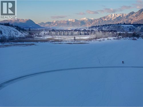 2102-205 Third Avenue, Invermere, BC, V0A1K7 | Card Image