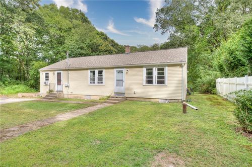 917 Broad Rock Rd, South Kingstown, RI, 02879-1845 | Card Image