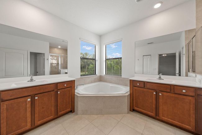 3212 Klays Ct, House other with 5 bedrooms, 3 bathrooms and null parking in Royal Palm Beach FL | Image 14