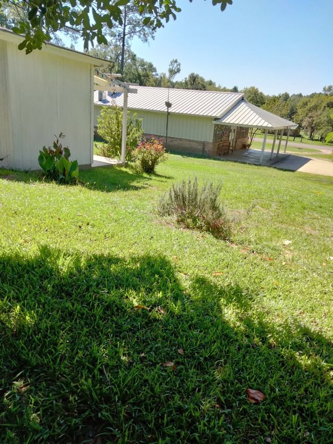 17308 Fm 134, House other with 2 bedrooms, 3 bathrooms and null parking in Karnack TX | Image 5