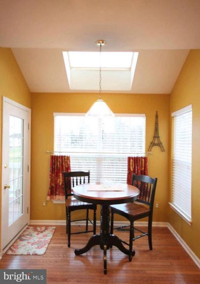 43154 Baltusrol Ter, Townhouse with 3 bedrooms, 3 bathrooms and null parking in ASHBURN VA | Image 11