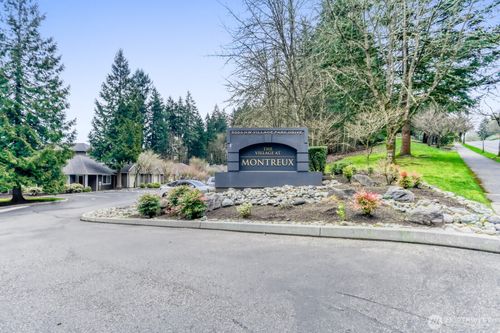 a105-5000 Nw Village Park Dr, Issaquah, WA, 98027-7800 | Card Image