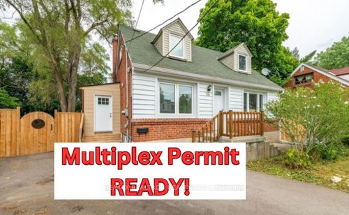 68 Devondale Ave, North York, ON, M2R2E2 | Card Image