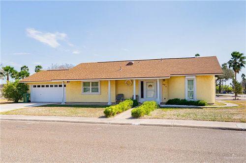 407 Country Club Dr, Alamo, TX, 78516-2576 | Card Image