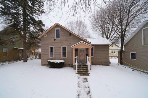 356 3rd St, Manistee, MI, 49660-1733 | Card Image