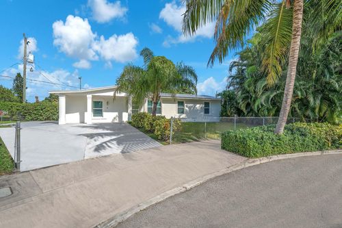 3308 El Vedado Ct E, West Palm Beach, FL, 33405-1802 | Card Image