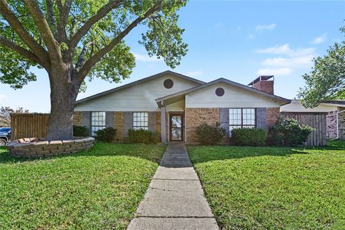 1400 Pecos St, Mesquite, TX, 75150-2806 | Card Image