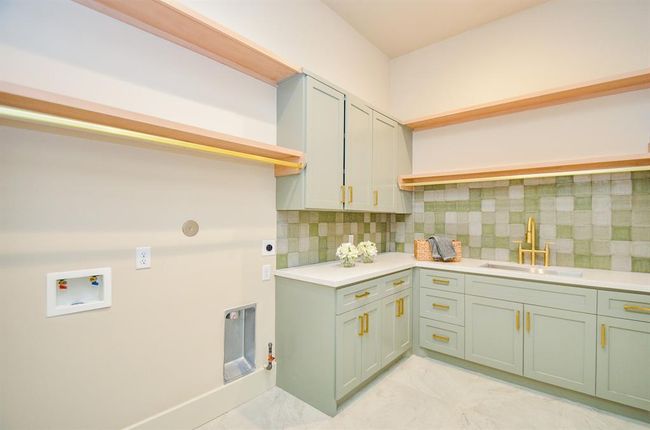 Laundry room. | Image 40