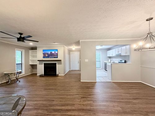 208 Woodcliff Dr, Sandy Springs, GA, 30350-3158 | Card Image