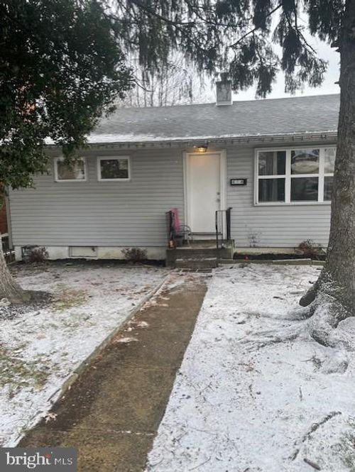 4304 N Pine St, WILMINGTON, DE, 19802-1313 | Card Image