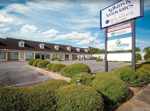 11621 Rainwood Rd, Little Rock, AR, 72212-3947 | Card Image