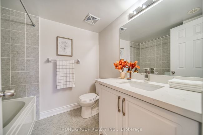 12 - 11 Eaton Park Lane, Condo with 2 bedrooms, 3 bathrooms and null parking in Scarborough ON | Image 9