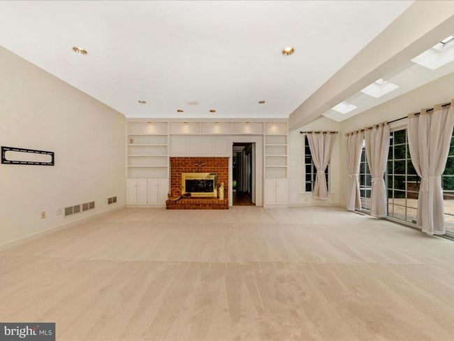 18806 Fountain Ter, House other with 5 bedrooms, 4 bathrooms and null parking in HAGERSTOWN MD | Image 9